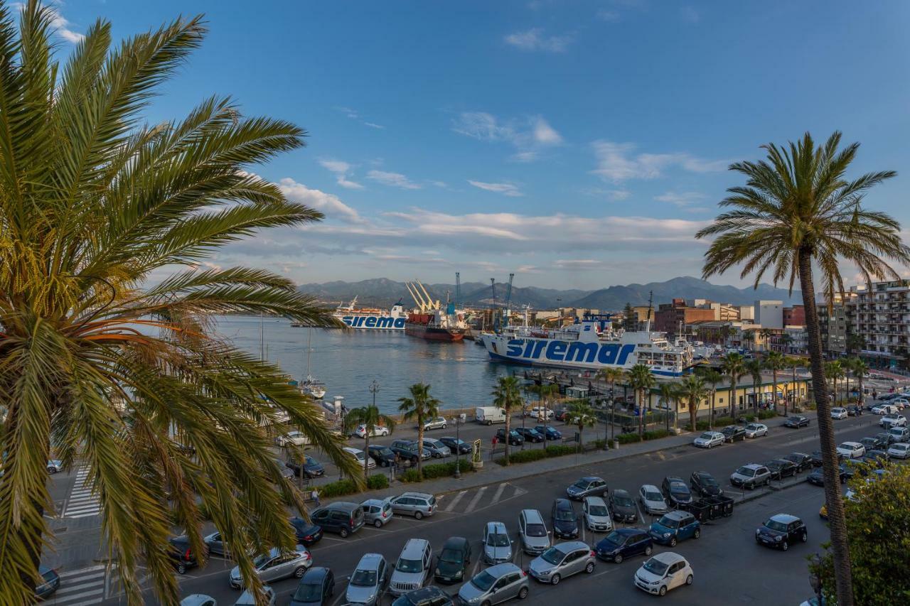 Liberty Palace Μιλάτσο Εξωτερικό φωτογραφία